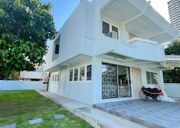 Hotel Near Airport 2nd For 2,8k & 3rd For 1,8k & 4th Only 300b Inbox! 4*