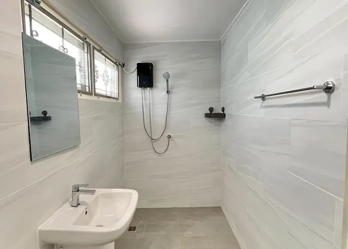 Near Airport 2nd For 2,8k & 3rd For 1,8k & 4th Only 300b Inbox! Hotel 4*